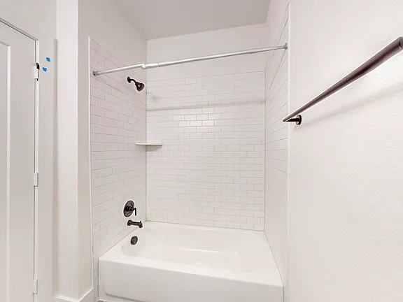 Beautiful TownHouse 10