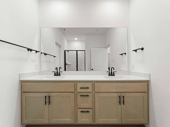 Modern Townhouse 4