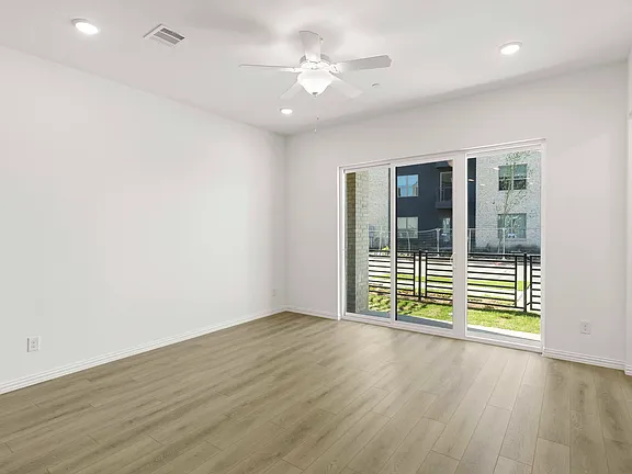 Modern Townhouse 17