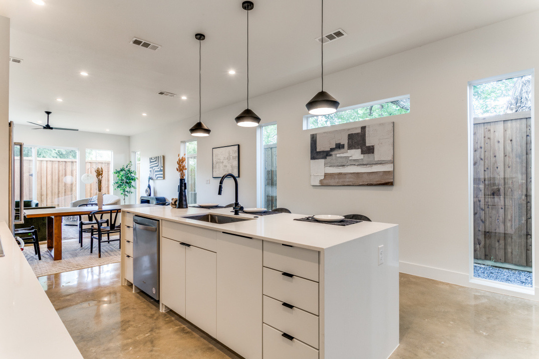 Spacious Apartment 10
