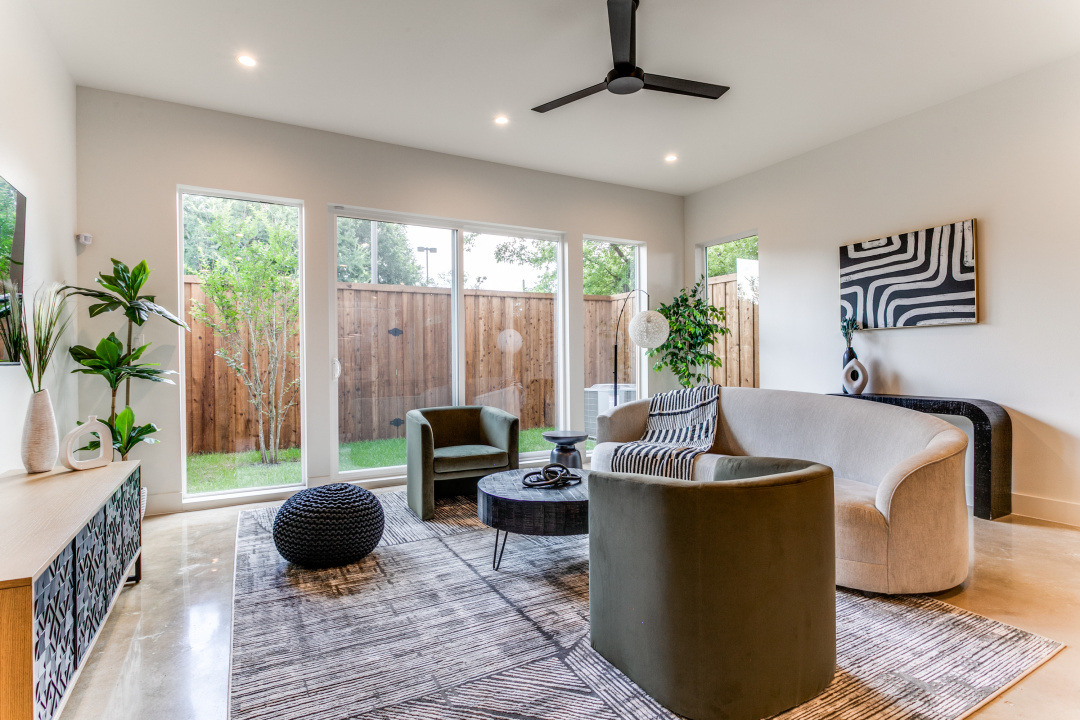 Spacious Apartment 19