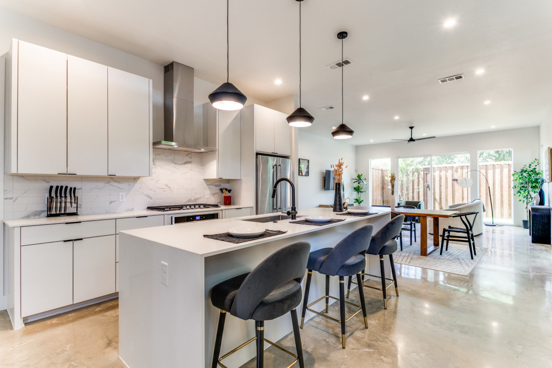 Spacious Apartment 12
